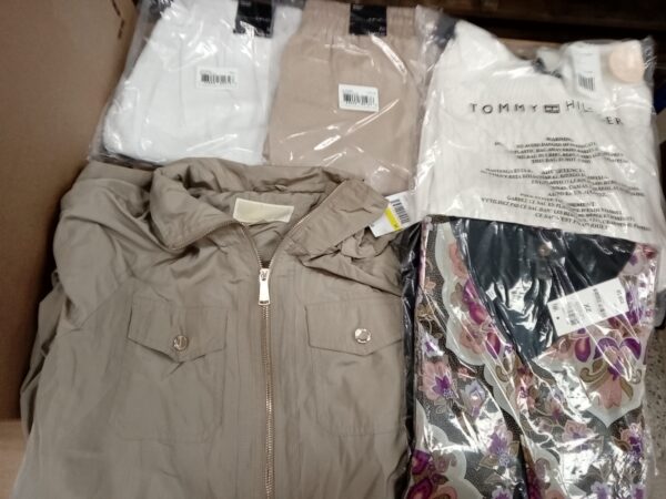 LADIES APPAREL SMALL LOT, SHELF PULLS, 5519963, 48 units, PA image 4
