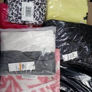 LADIES APPAREL SMALL LOT, SHELF PULLS, 5520102, 42 units, PA image 1