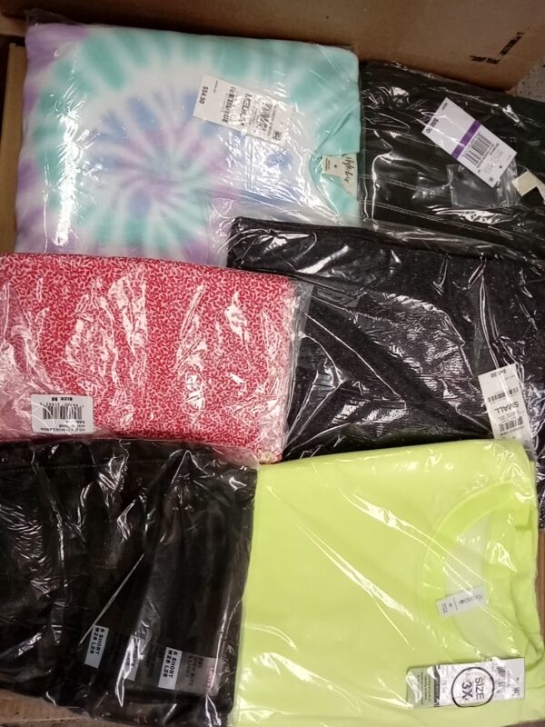 LADIES APPAREL SMALL LOT, SHELF PULLS, 5520268, 35 units, PA image 5