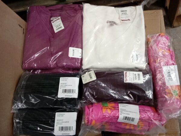 LADIES APPAREL SMALL LOT, SHELF PULLS, 5520351, 39 units, PA image 4