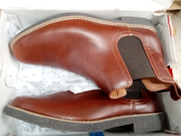 MENS SHOES SMALL LOT, SHELF PULLS, 5520598, 27 units, PA image 4