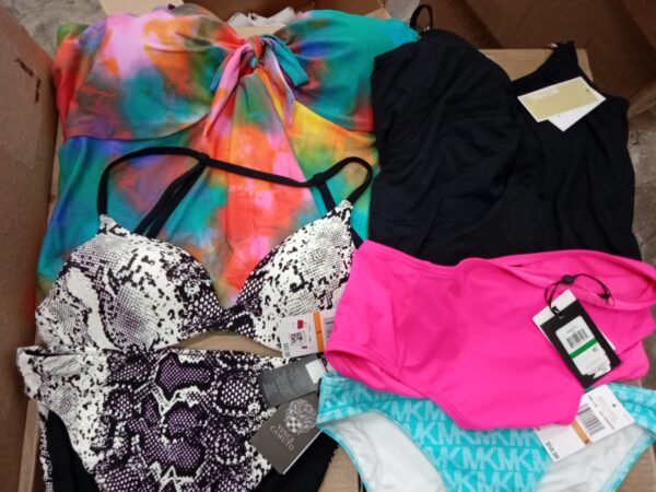 LADIES SWIMWEAR SMALL LOT, SHELF PULLS, 5520615, 44 units, PA image 5