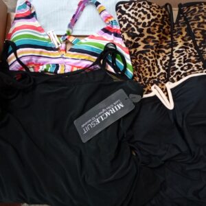 LADIES SWIMWEAR SMALL LOT, SHELF PULLS, 5520654, 57 units, PA image 4