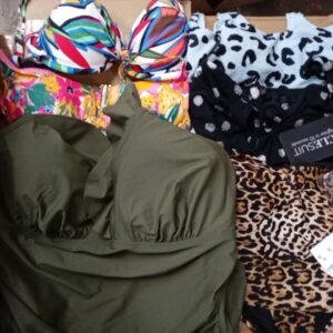 LADIES SWIMWEAR SMALL LOT, SHELF PULLS, 5520672, 49 units, PA image 4