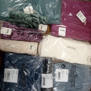 LADIES DESIGNER SMALL LOT, SHELF PULLS, 5520754, 33 units, PA image 2