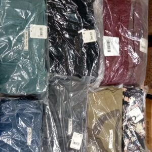 LADIES DESIGNER SMALL LOT, SHELF PULLS, 5520972, 32 units, PA image 1
