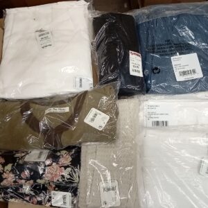 LADIES DESIGNER SMALL LOT, SHELF PULLS, 5520975, 33 units, PA image 2