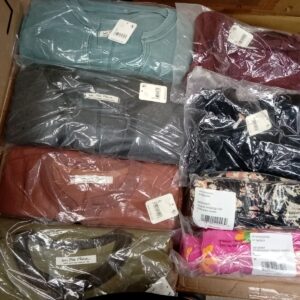 LADIES DESIGNER SMALL LOT, SHELF PULLS, 5520983, 31 units, PA image 1