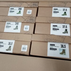 LADIES SHOES SMALL LOT, SHELF PULLS, 5521054, 16 units, PA image 1