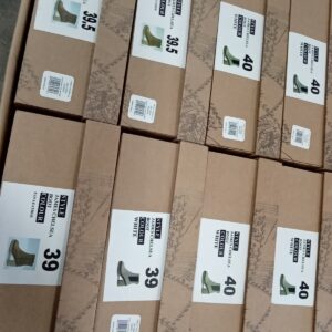 LADIES SHOES SMALL LOT, SHELF PULLS, 5521359, 24 units, PA image 4