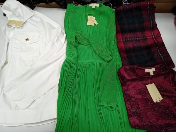 LADIES DESIGNER SMALL LOT, SHELF PULLS, 5521468, 23 units, PA image 3