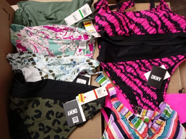LADIES SWIMWEAR SMALL LOT, SHELF PULLS, 5520674, 43 units, PA image 1