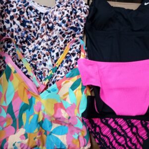LADIES SWIMWEAR SMALL LOT, SHELF PULLS, 5520674, 43 units, PA image 3