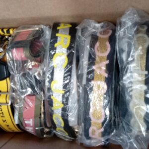 HANDBAGS AND WALLETS SMALL LOT, SHELF PULLS, 5521763, 5 units, PA image 11