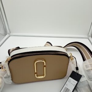 HANDBAGS AND WALLETS SMALL LOT, SHELF PULLS, 5521765, 5 units, PA image 9