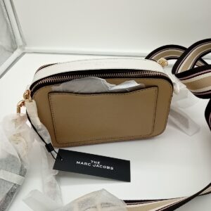 HANDBAGS AND WALLETS SMALL LOT, SHELF PULLS, 5521765, 5 units, PA image 10