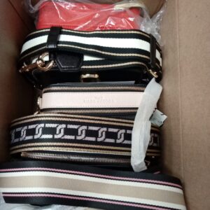 HANDBAGS AND WALLETS SMALL LOT, SHELF PULLS, 5521765, 5 units, PA image 11