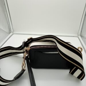 HANDBAGS AND WALLETS SMALL LOT, SHELF PULLS, 5521765, 5 units, PA image 4