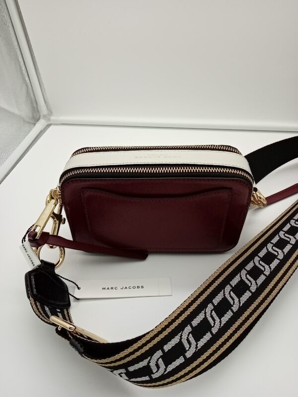 HANDBAGS AND WALLETS SMALL LOT, SHELF PULLS, 5521767, 5 units, PA image 10