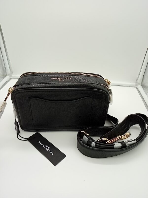 HANDBAGS AND WALLETS SMALL LOT, SHELF PULLS, 5521767, 5 units, PA image 4