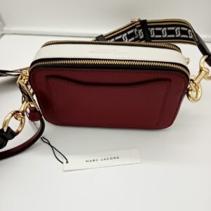 HANDBAGS AND WALLETS SMALL LOT, SHELF PULLS, 5521769, 5 units, PA image 3