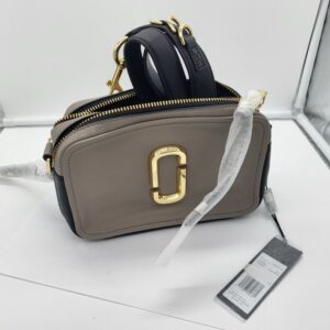 HANDBAGS AND WALLETS SMALL LOT, CUSTOMER RETURNS, 5521756, 5 units, PA image 7