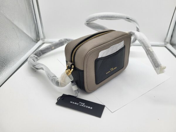 HANDBAGS AND WALLETS SMALL LOT, CUSTOMER RETURNS, 5521756, 5 units, PA image 15