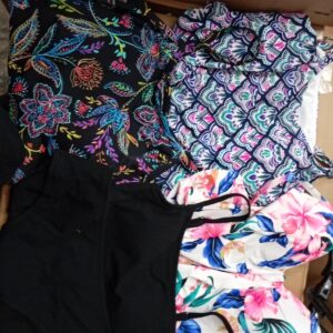 LADIES SWIMWEAR SMALL LOT, SHELF PULLS, 5520658, 53 units, PA image 3