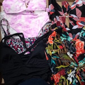 LADIES SWIMWEAR SMALL LOT, SHELF PULLS, 5520680, 53 units, PA image 4