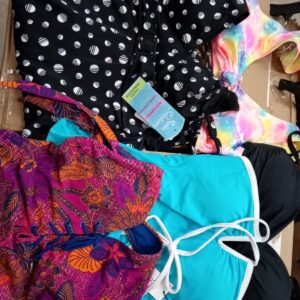 LADIES SWIMWEAR SMALL LOT, SHELF PULLS, 5520693, 65 units, PA image 1