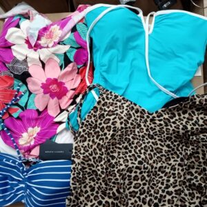 LADIES SWIMWEAR SMALL LOT, SHELF PULLS, 5520693, 65 units, PA image 3
