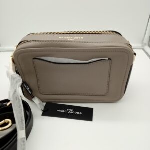 HANDBAGS AND WALLETS SMALL LOT, SHELF PULLS, 5521771, 5 units, PA image 5