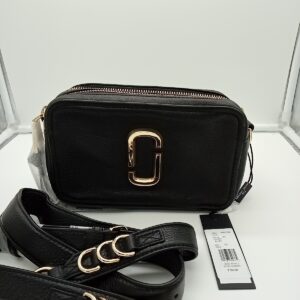 HANDBAGS AND WALLETS SMALL LOT, SHELF PULLS, 5521774, 5 units, PA image 3