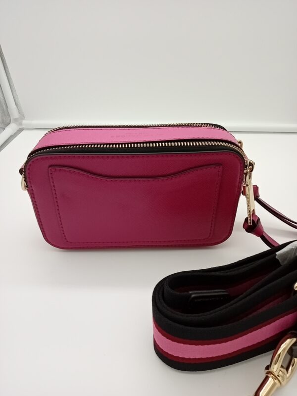 HANDBAGS AND WALLETS SMALL LOT, SHELF PULLS, 5521775, 5 units, PA image 8