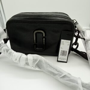 HANDBAGS AND WALLETS SMALL LOT, SHELF PULLS, 5521789, 5 units, PA image 5