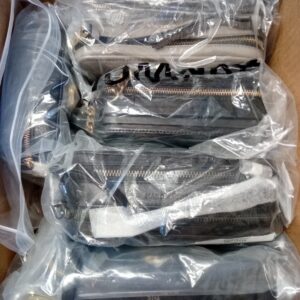 HANDBAGS AND WALLETS SMALL LOT, SHELF PULLS, 5521789, 5 units, PA image 8