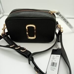 HANDBAGS AND WALLETS SMALL LOT, SHELF PULLS, 5521789, 5 units, PA image 2