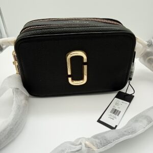 HANDBAGS AND WALLETS SMALL LOT, SHELF PULLS, 5521790, 5 units, PA image 3