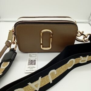 HANDBAGS AND WALLETS SMALL LOT, SHELF PULLS, 5521790, 5 units, PA image 1