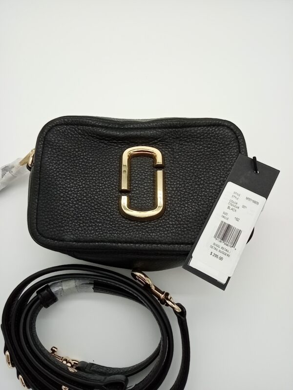 HANDBAGS AND WALLETS SMALL LOT, SHELF PULLS, 5521792, 9 units, PA image 10