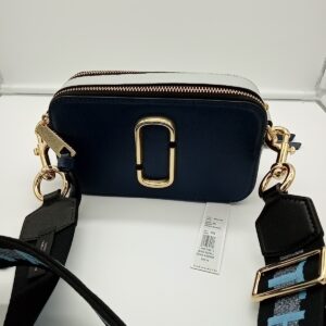 HANDBAGS AND WALLETS SMALL LOT, SHELF PULLS, 5521792, 9 units, PA image 6