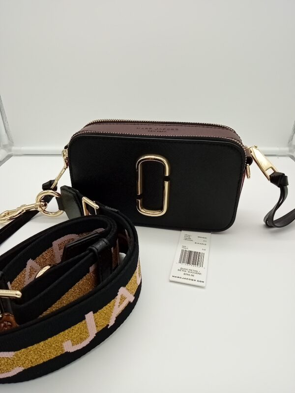 HANDBAGS AND WALLETS SMALL LOT, SHELF PULLS, 5521792, 9 units, PA image 8