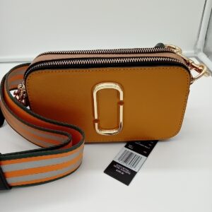 HANDBAGS AND WALLETS SMALL LOT, SHELF PULLS, 5521792, 9 units, PA image 9