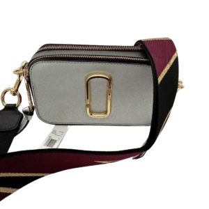 HANDBAGS AND WALLETS SMALL LOT, SHELF PULLS, 5521771, 5 units, PA image 9