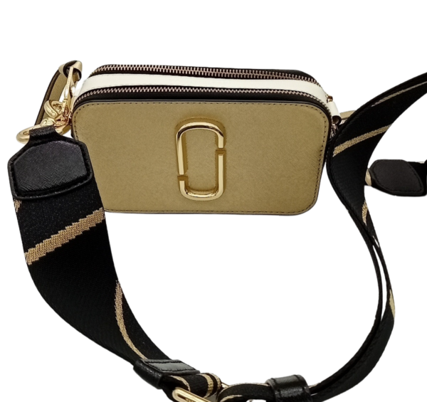 HANDBAGS AND WALLETS SMALL LOT, SHELF PULLS, 5521771, 5 units, PA image 10