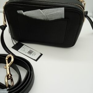 HANDBAGS AND WALLETS SMALL LOT, SHELF PULLS, 5521770, 5 units, PA image 3