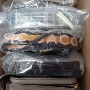 HANDBAGS AND WALLETS SMALL LOT, SHELF PULLS, 5521773, 5 units, PA image 8