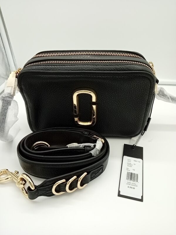 HANDBAGS AND WALLETS SMALL LOT, SHELF PULLS, 5521781, 5 units, PA image 7