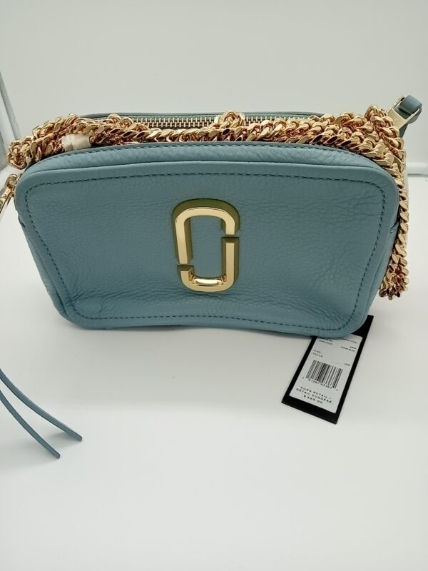 HANDBAGS AND WALLETS SMALL LOT, SHELF PULLS, 5521785, 5 units, PA image 3