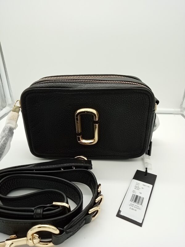 HANDBAGS AND WALLETS SMALL LOT, SHELF PULLS, 5521785, 5 units, PA image 5